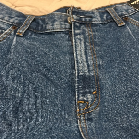 Abercrombie & Fitch pleated Jean Shorts Size 8/29 - Picture 2 of 4